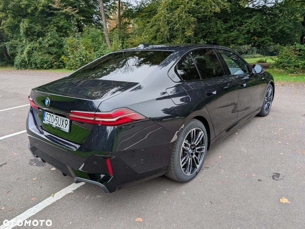 BMW Seria 5 520i - 8