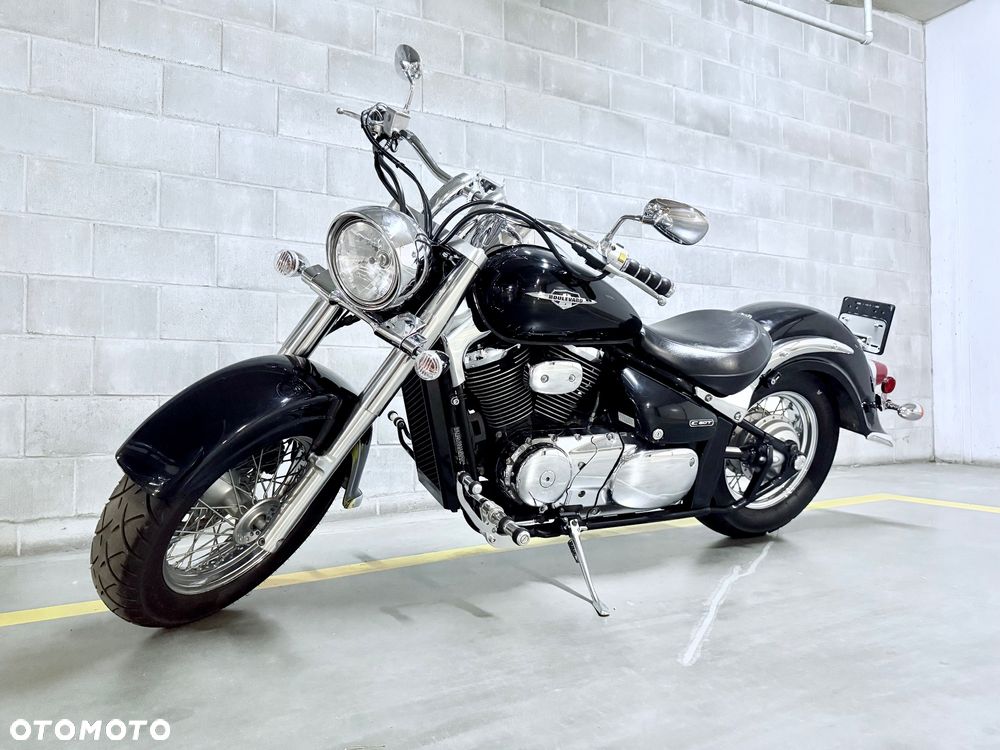 Suzuki VL 800 Volusia - Boulevard C50 - 2