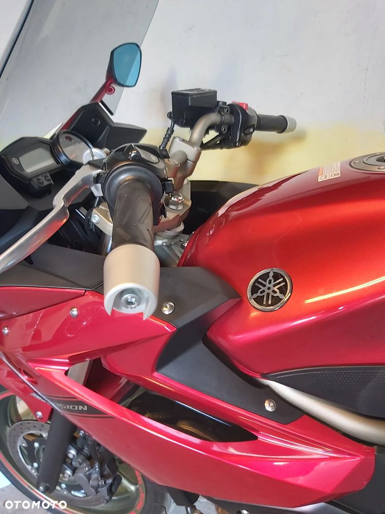 Yamaha XJ - 6
