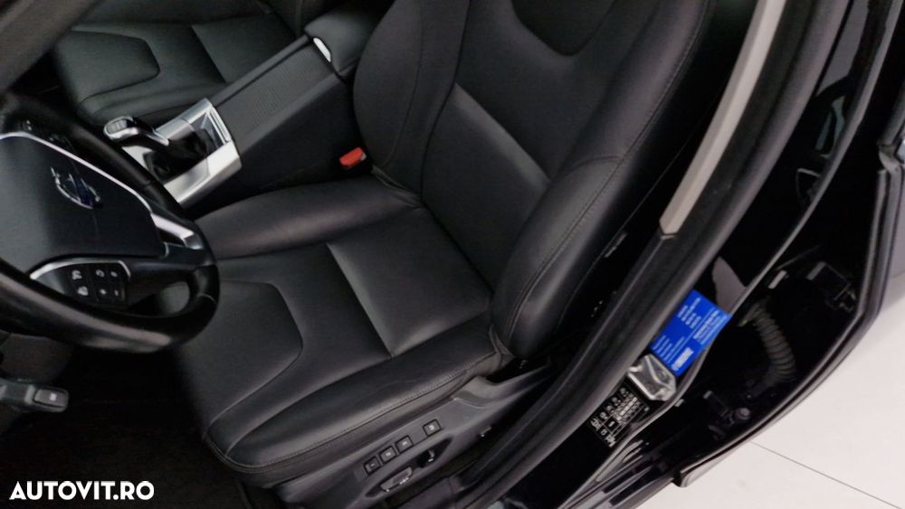 Volvo V60 D3 Summum - 13