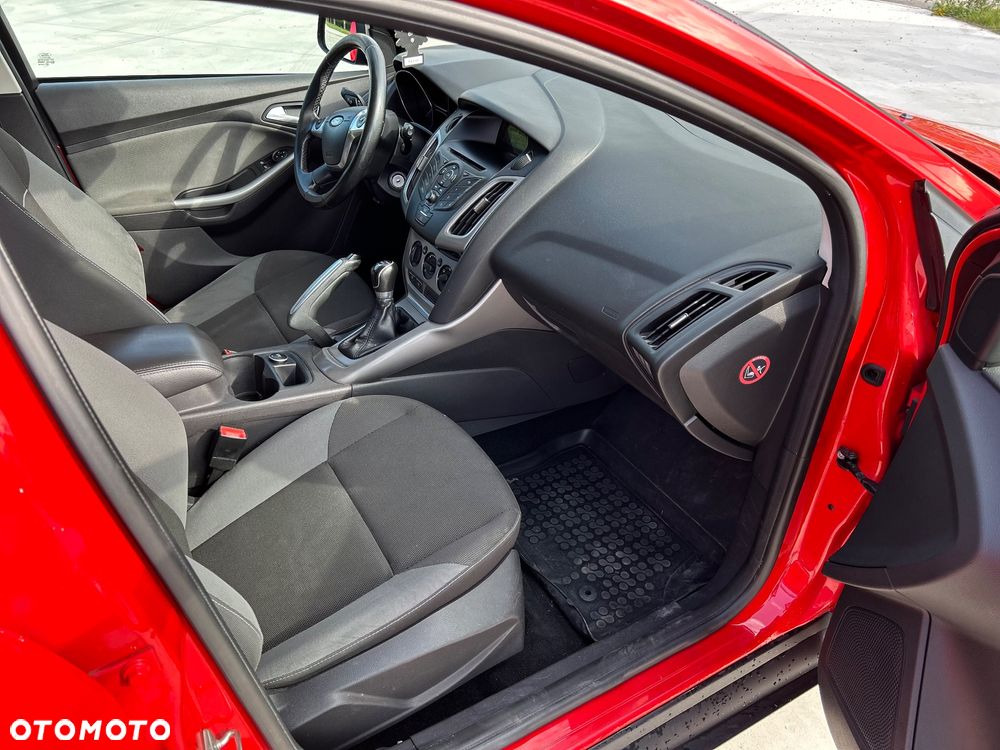 Ford Focus - 8