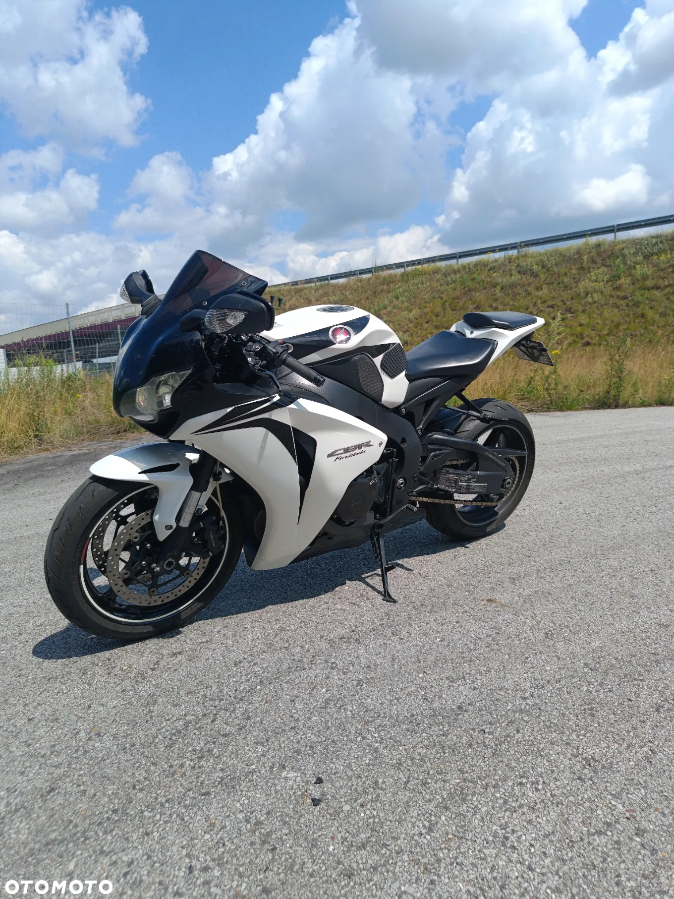 Honda CBR - 3