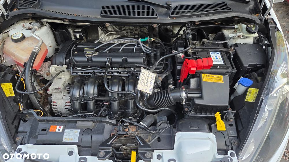 Ford Fiesta 1.25 Celebration - 9