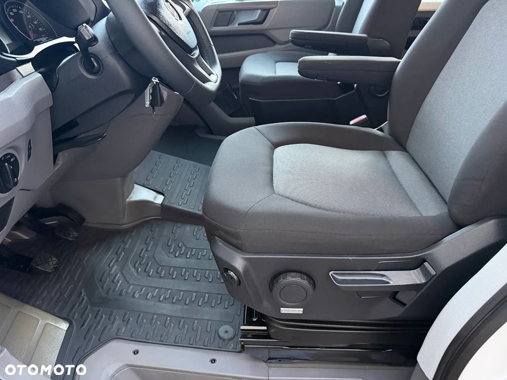 Volkswagen Crafter Doka Brygadówka - 18