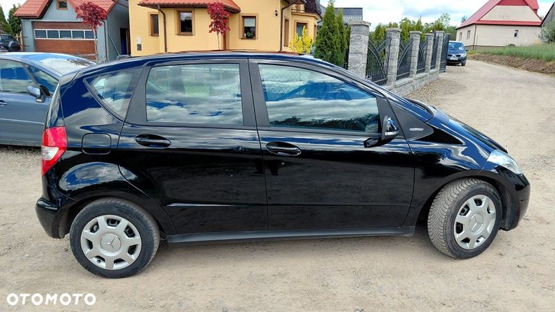 Mercedes-Benz Klasa A 160 BlueEFFICIENCY Elegance - 4
