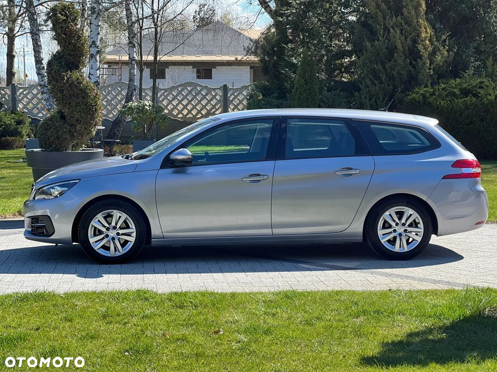 Peugeot 308 1.2 PureTech Business Line S&S - 26