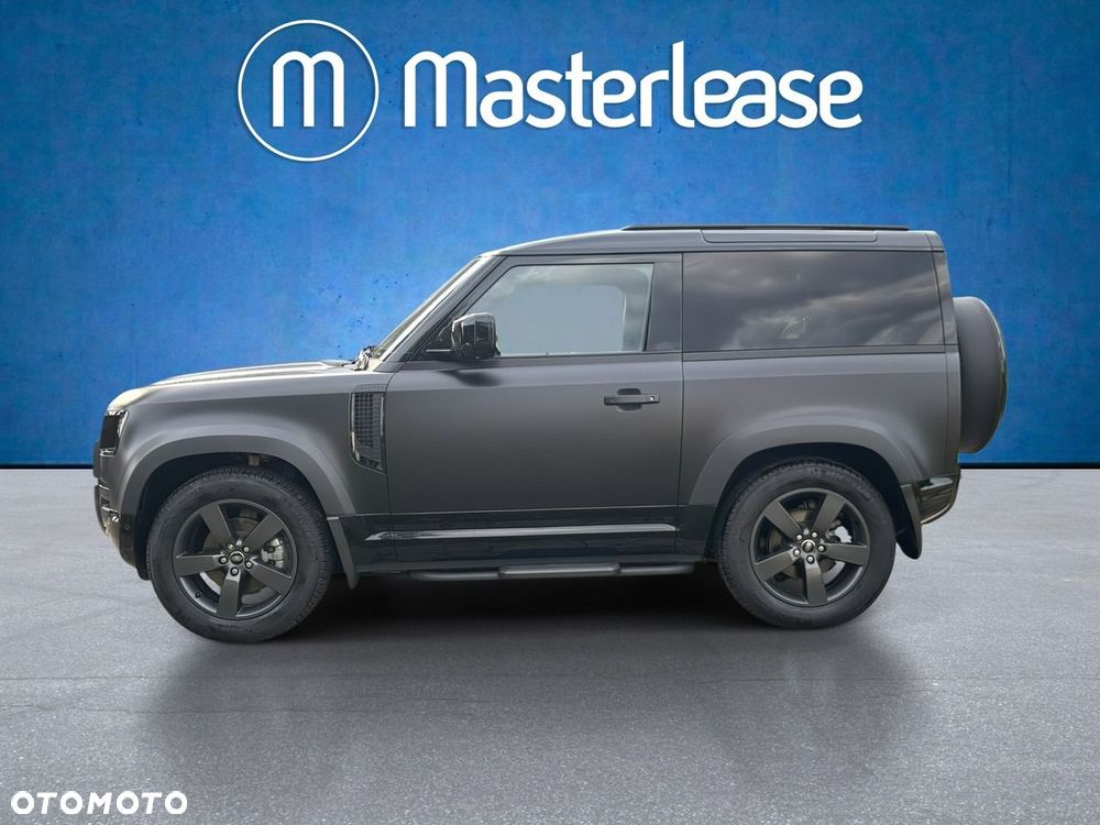 Land Rover Defender - 8