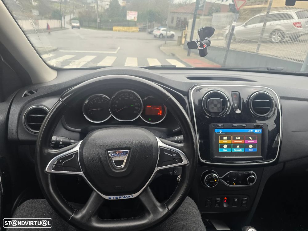 Dacia Sandero 0.9 TCe Stepway - 10
