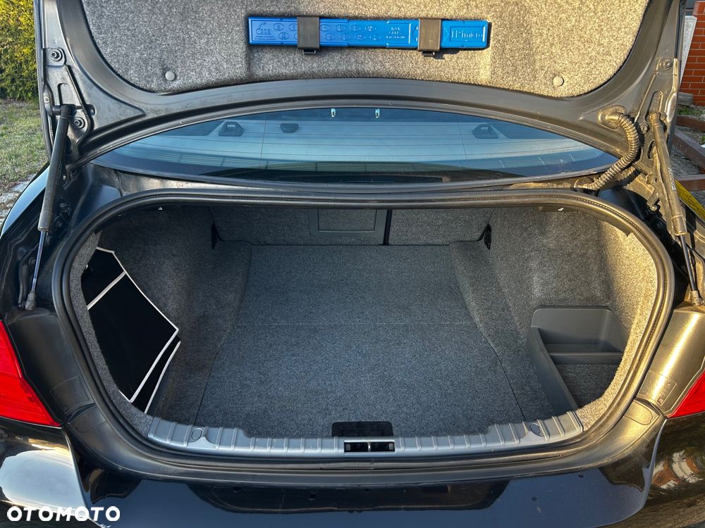 BMW Seria 3 318i - 6