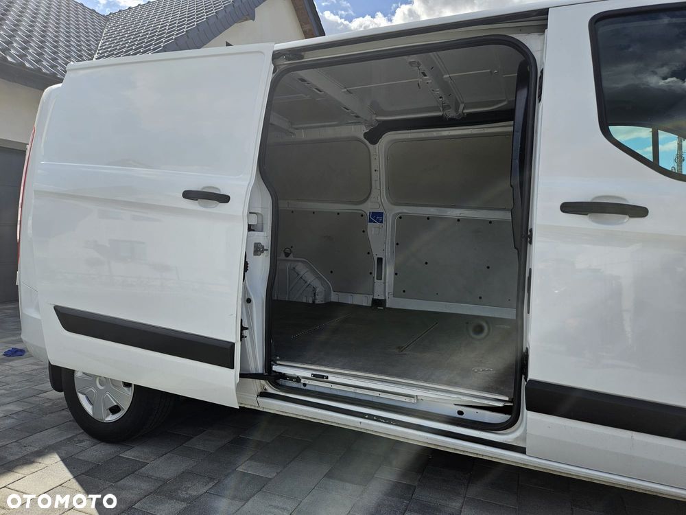 Ford TRANSIT CUSTOM - 6