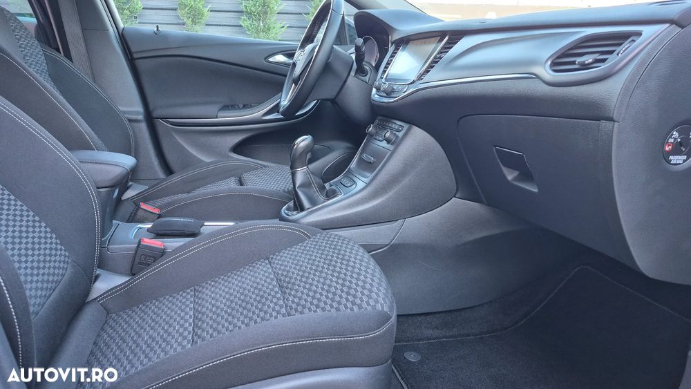 Opel Astra 1.6 D Start/Stop Innovation - 11