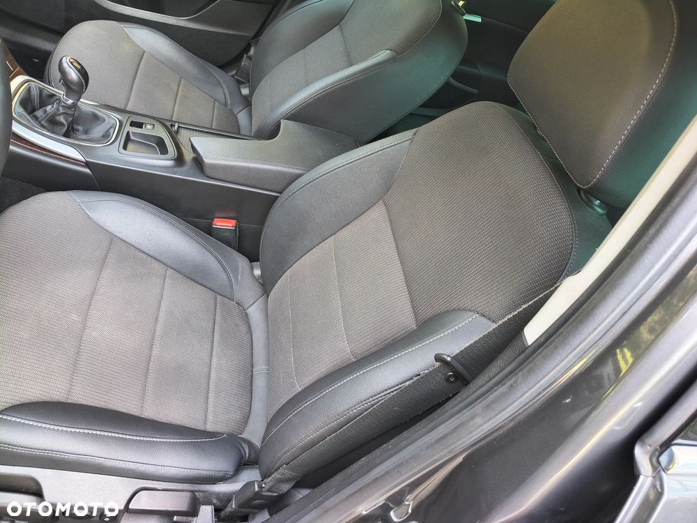 Opel Insignia - 22