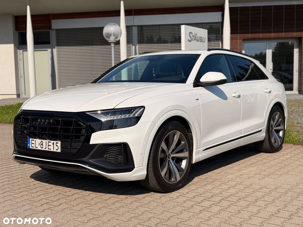 Audi Q8 55 TFSI mHEV Quattro Tiptronic - 2
