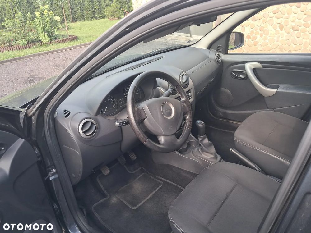 Dacia Sandero - 9