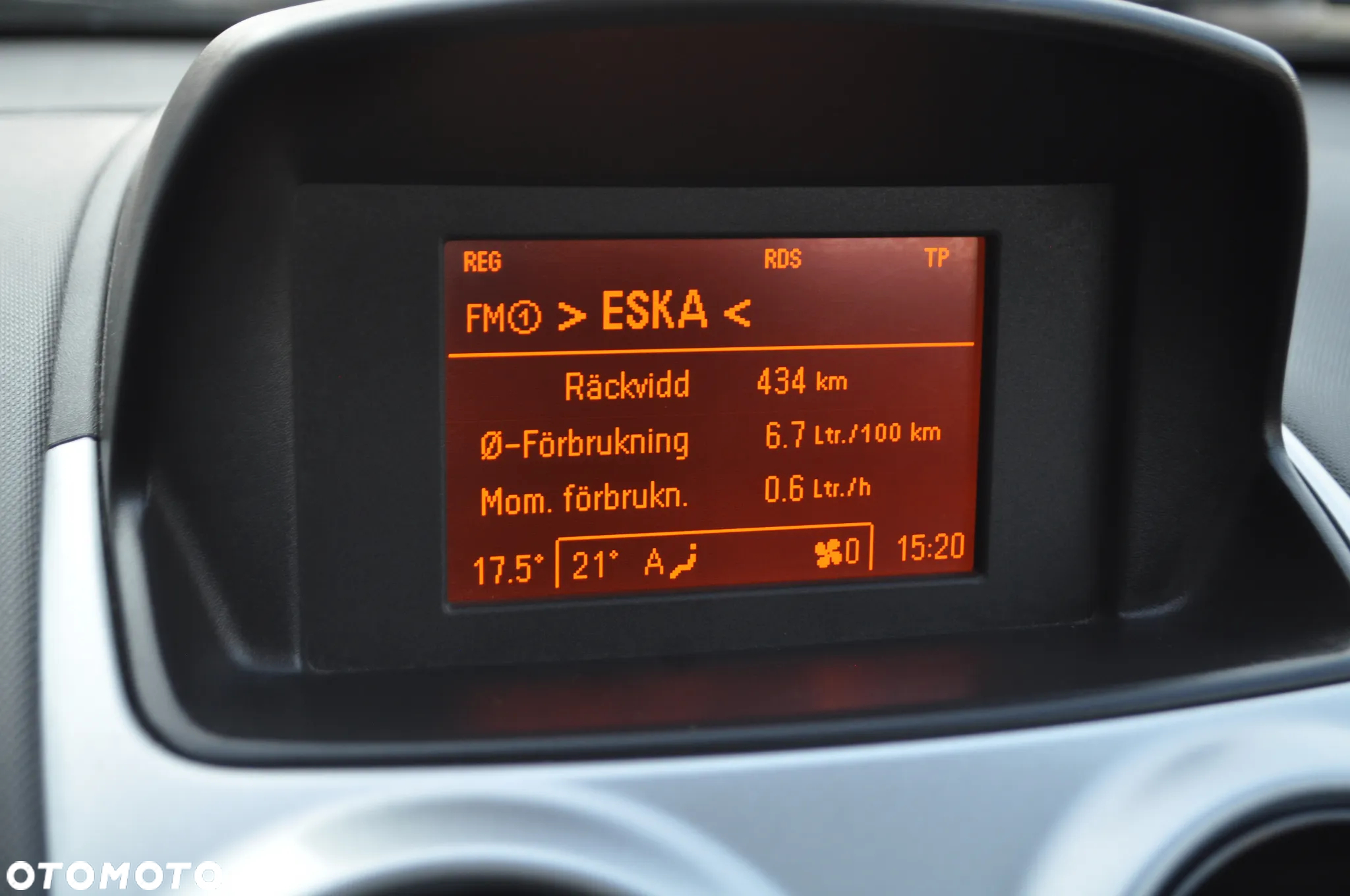 Opel Corsa 1.2 16V Edition / Active - 16