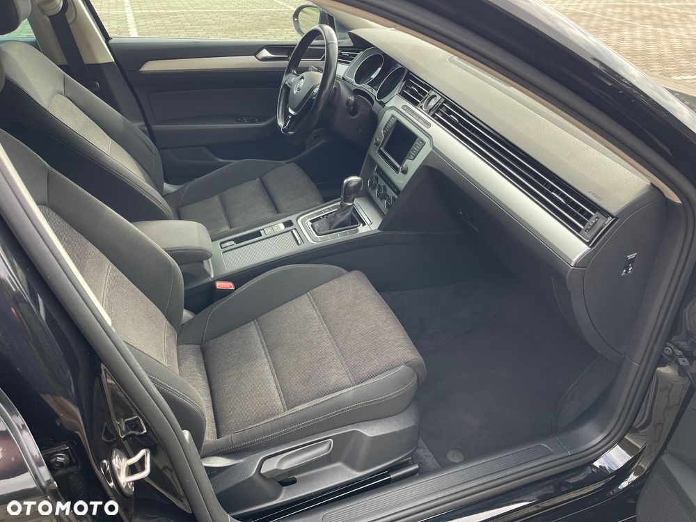 Volkswagen Passat 2.0 TDI Business DSG - 21