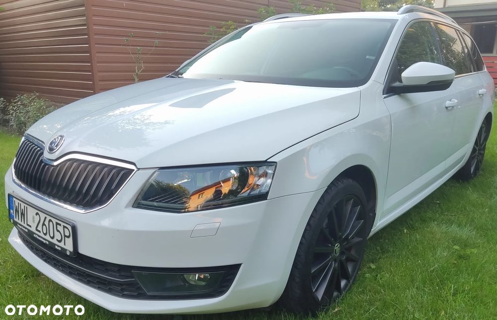 Skoda Octavia Combi 1.6 TDI (Green tec) DSG Style - 1