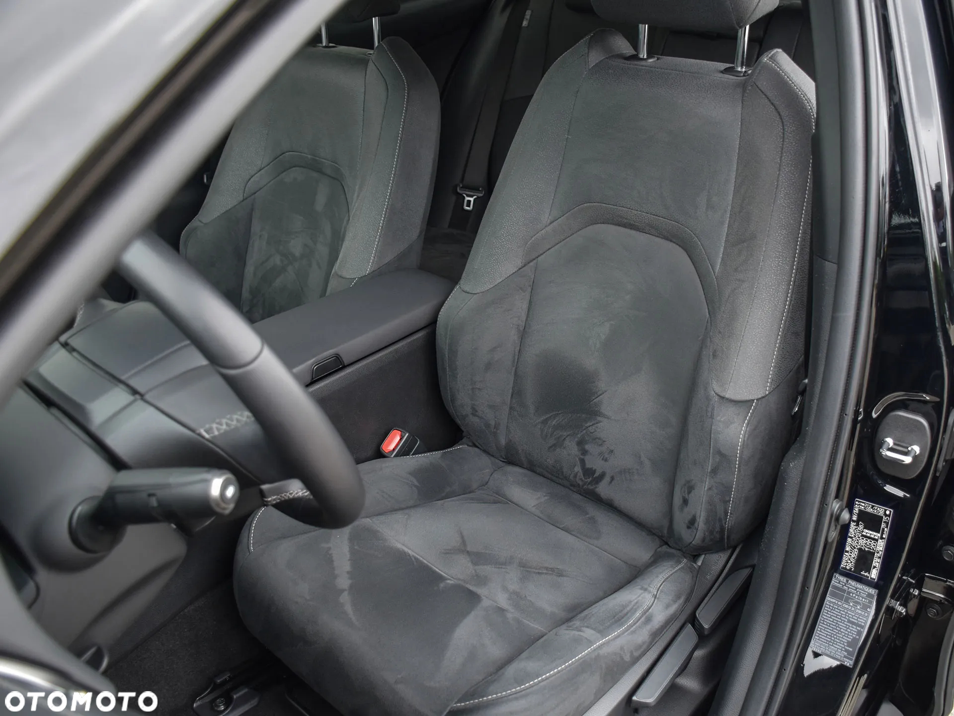 Lexus UX 200 GPF Business 2WD - 21