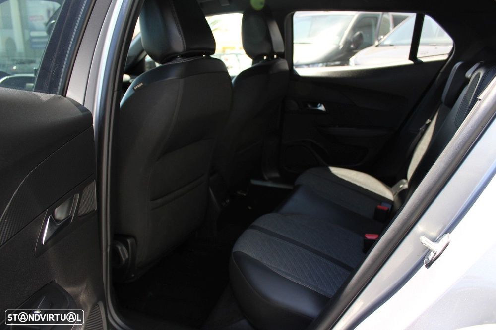 Peugeot 2008 1.2 PureTech Allure Pack - 14