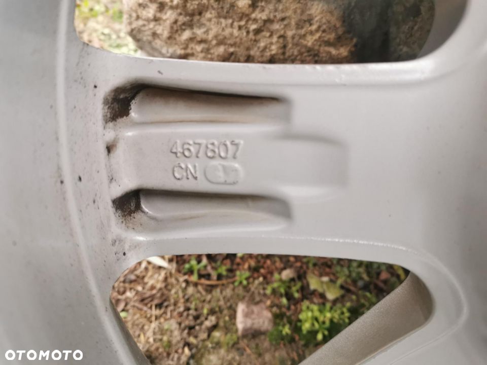 Felgi Aluminiowe 17' BORBET 46787 CN 5X120 ET 35 OPONY HANKOOK VENTUS V12 EVO 225/50ZR17 - 16