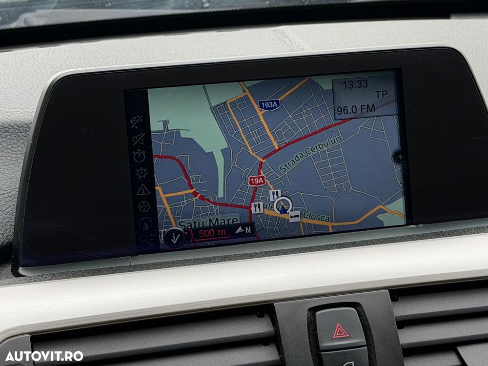 BMW Seria 3 318d Aut. - 25