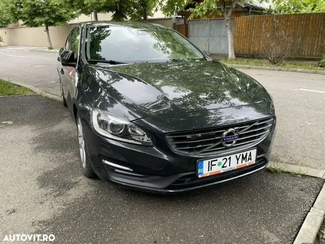 Volvo S60 - 1