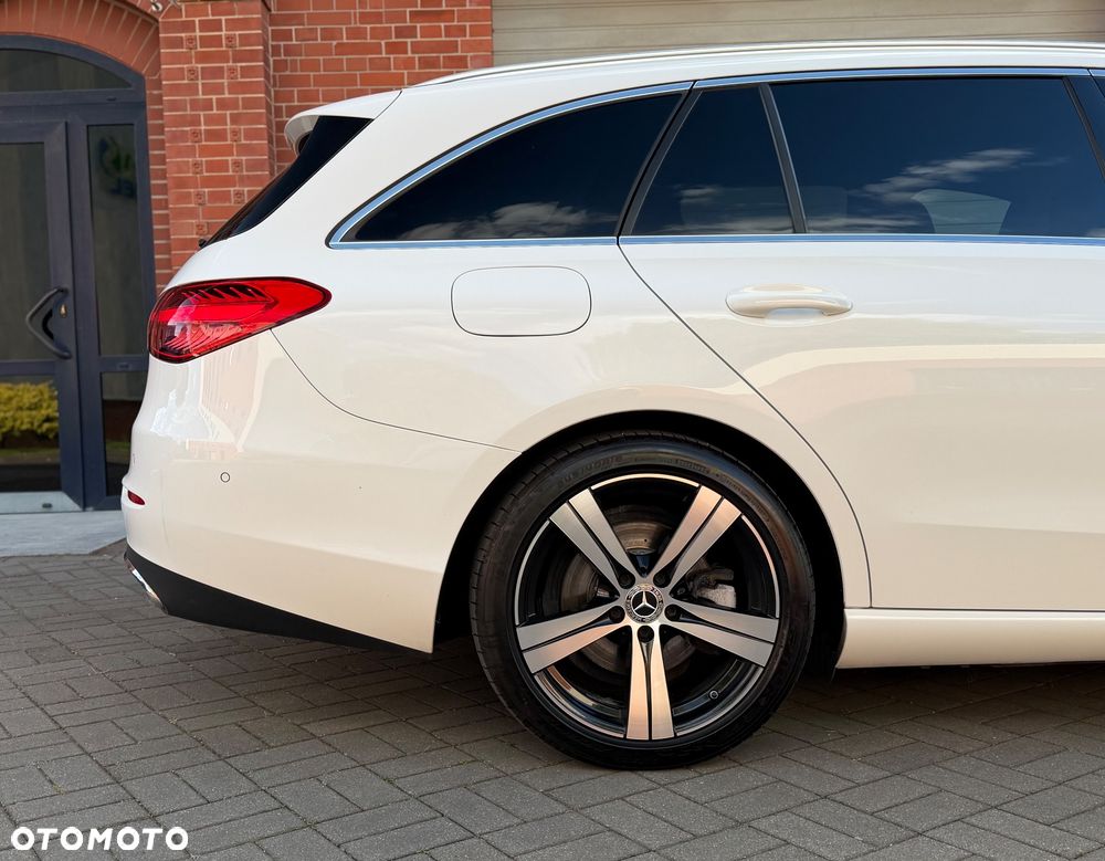 Mercedes-Benz Klasa C 220 d 9G-TRONIC Avantgarde - 15