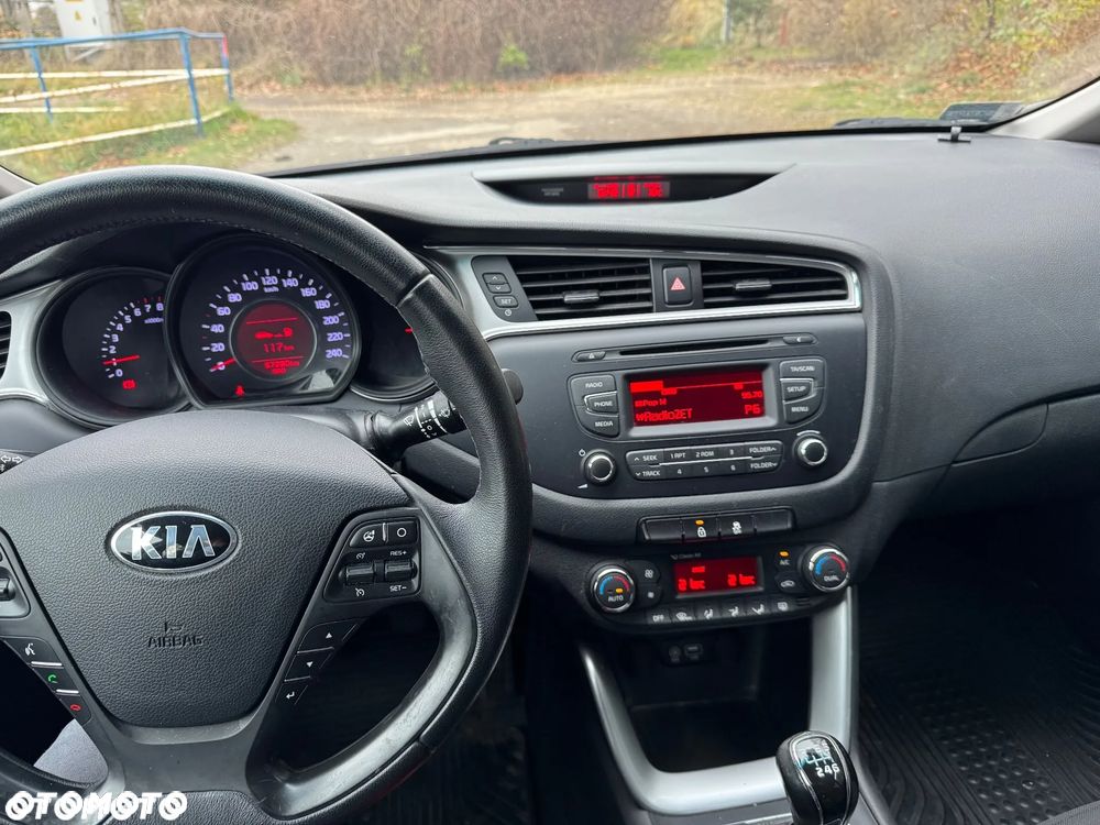 Kia Ceed 1.6 GDI S - 14