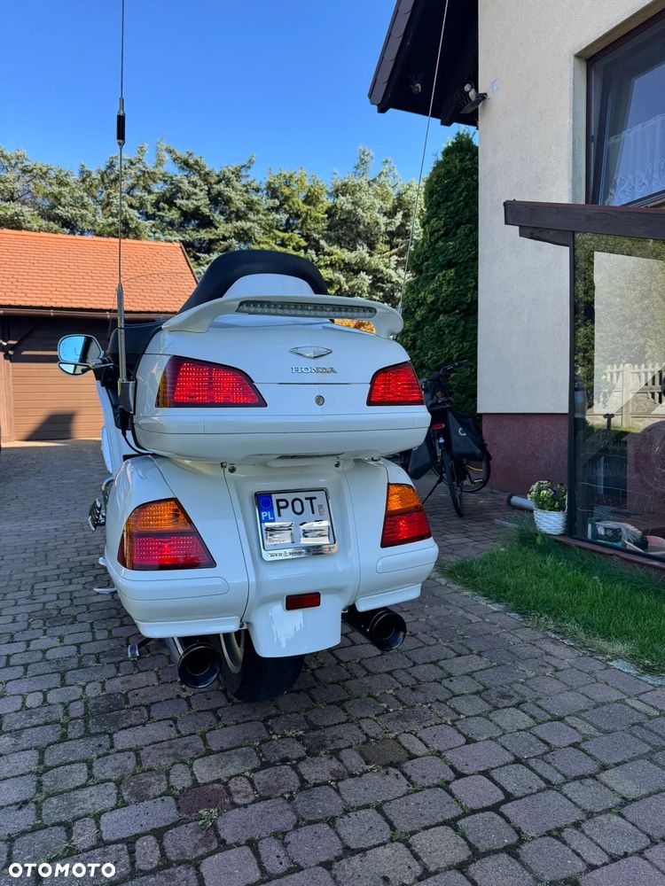 Honda GL - 12
