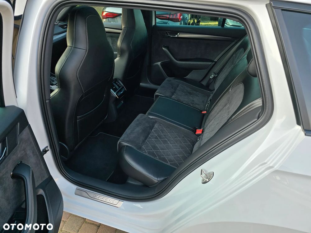 Skoda Superb - 32