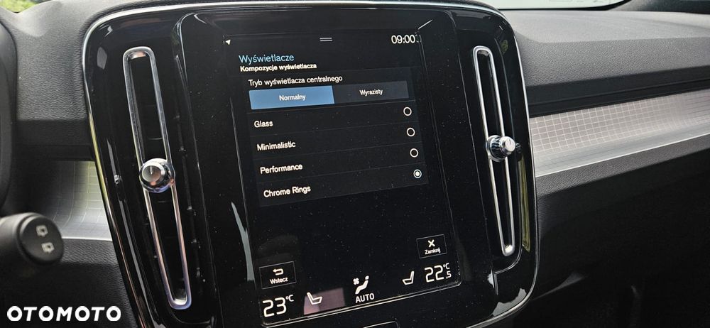 Volvo XC 40 T3 Momentum Pro - 39