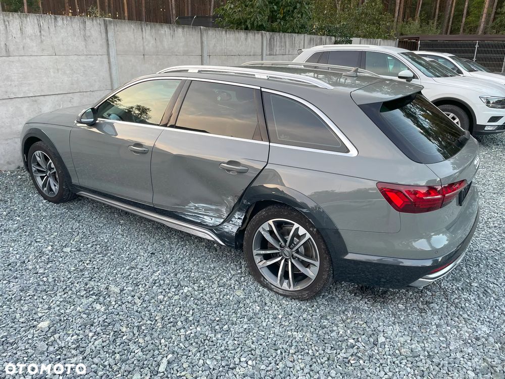 Audi A4 - 4