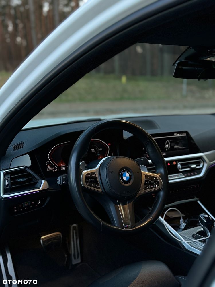 BMW Seria 3 320d M Sport Sport - 8