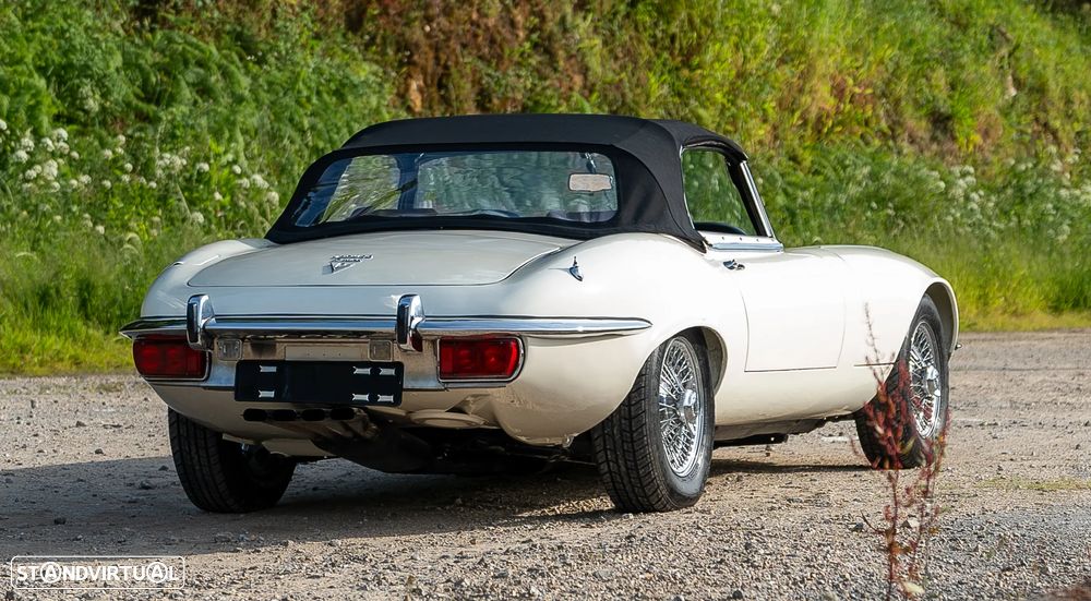 Jaguar E-Type - 37