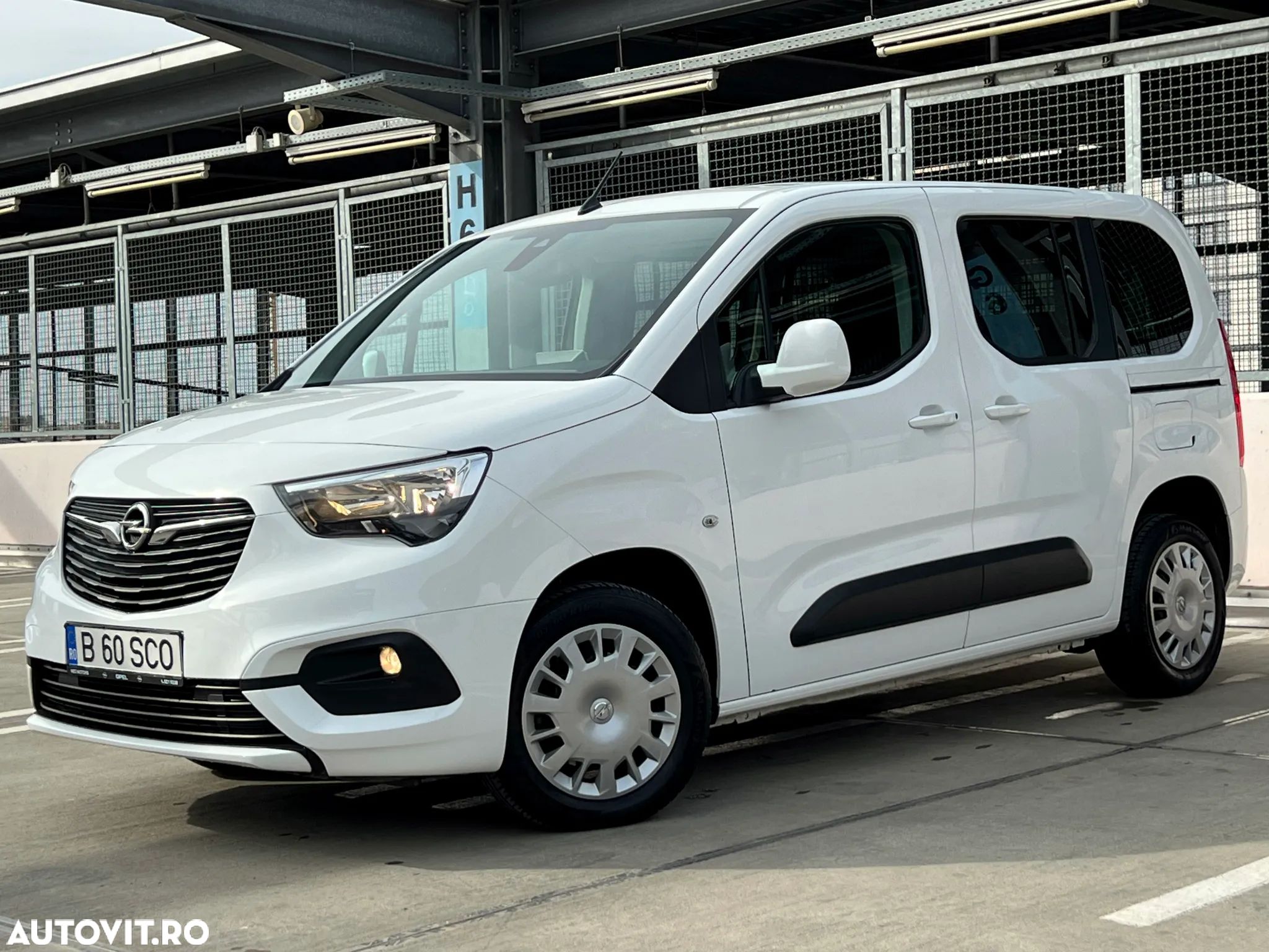 Opel Combo Life 1.5 L1H1 Start/Stop Enjoy sarcina utila marita - 1
