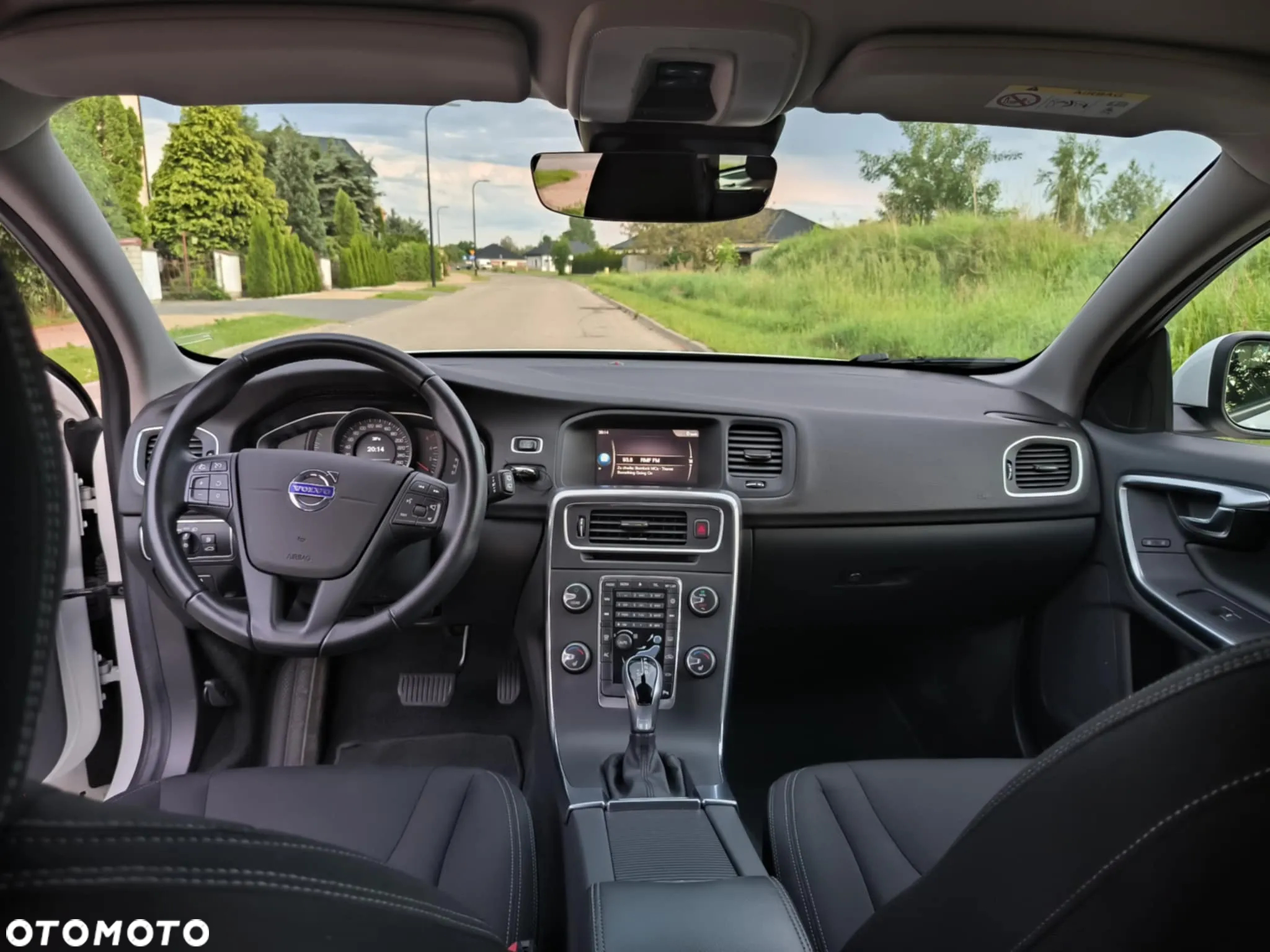 Volvo V60 D2 Drive-E Kinetic - 13