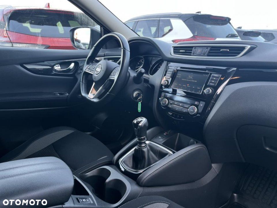 Nissan Qashqai - 16