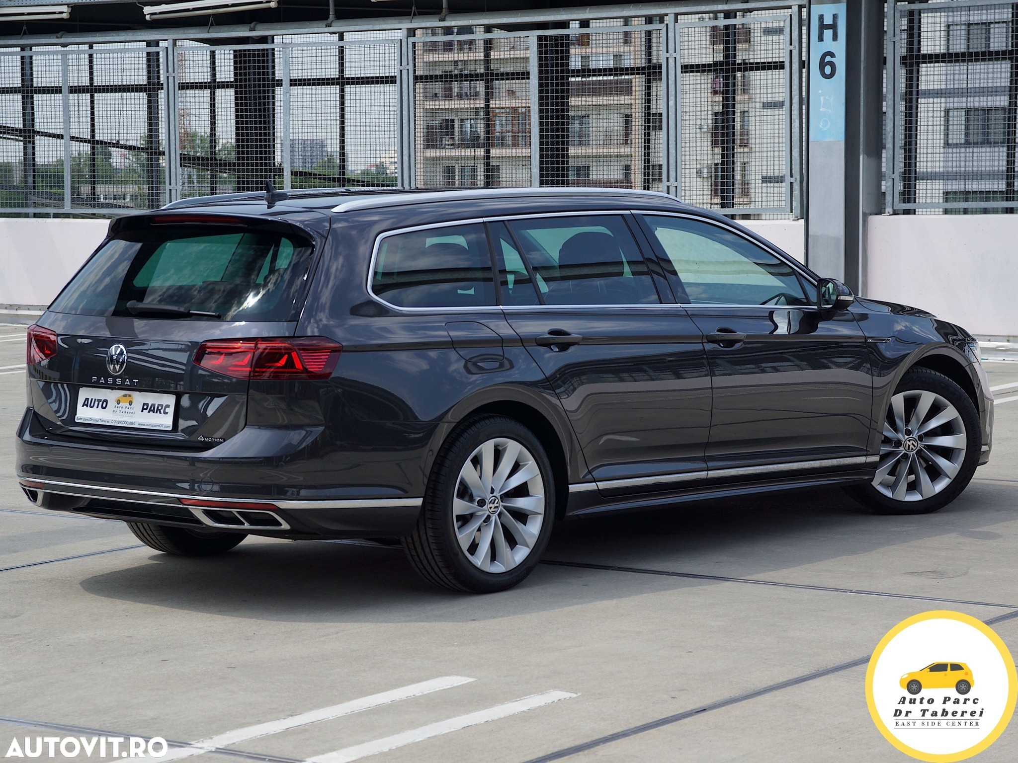 Volkswagen Passat Variant 2.0 TDI 4Mot DSG Highline - 8