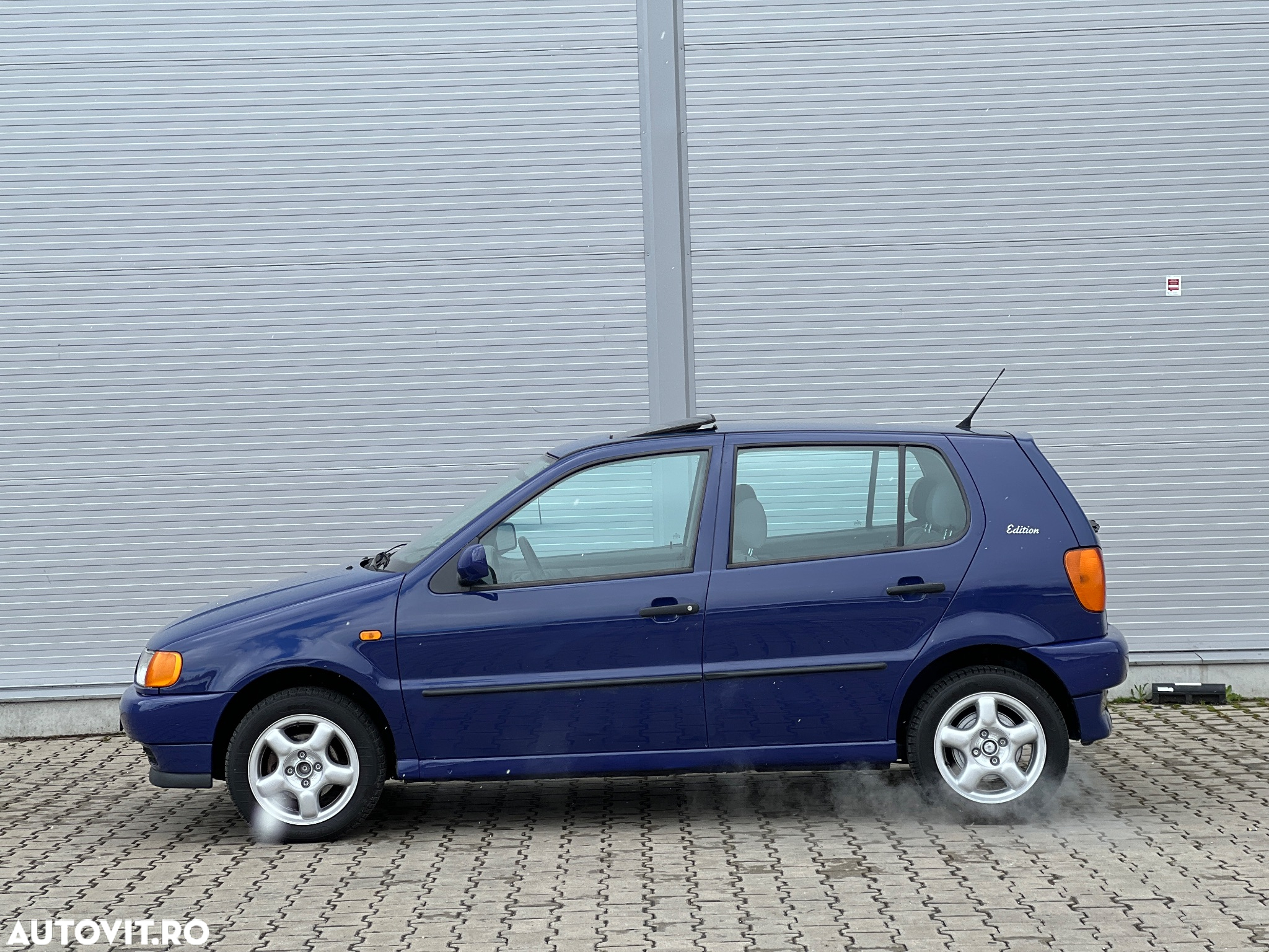 Volkswagen Polo - 5