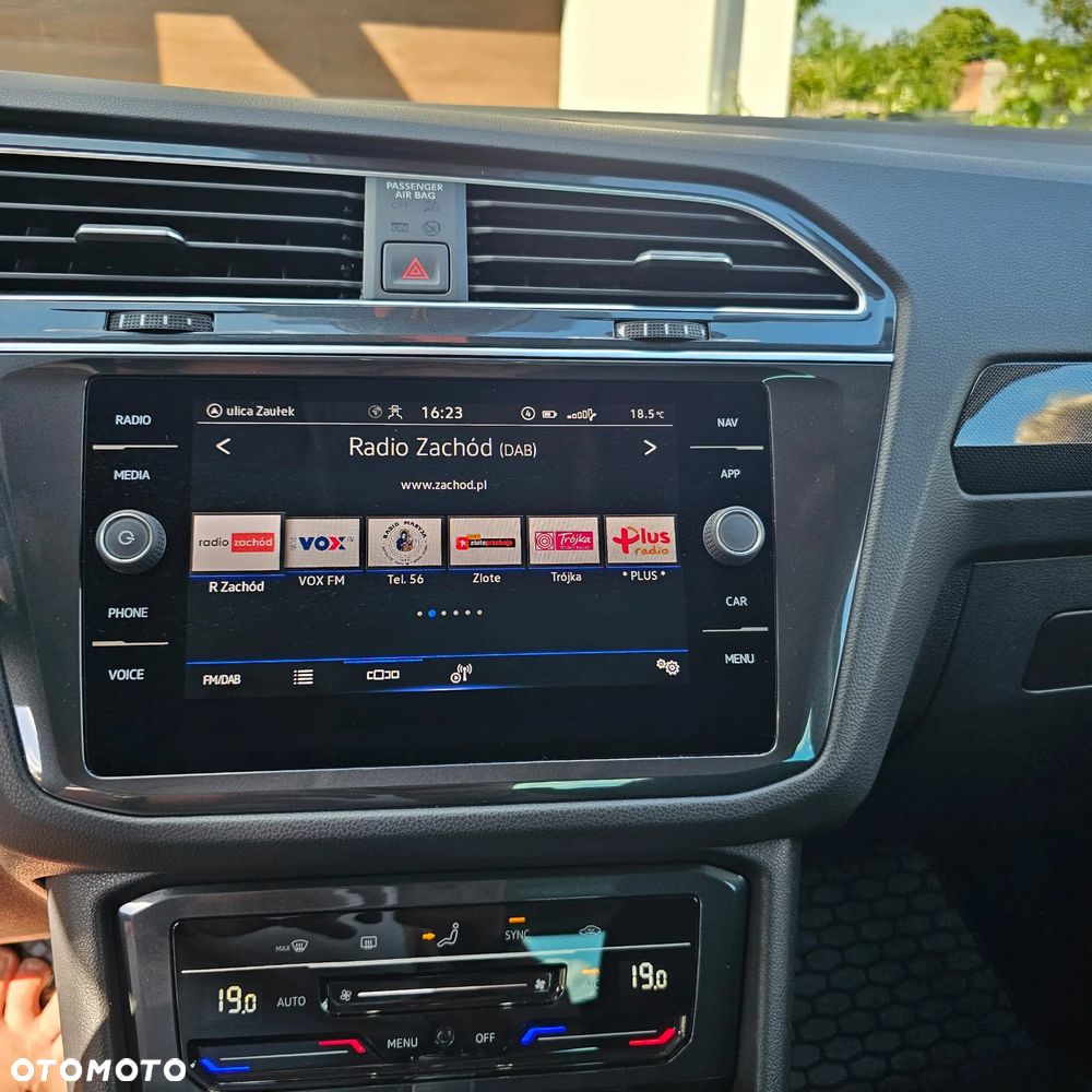 Volkswagen Tiguan 1.5 TSI EVO Elegance DSG - 32