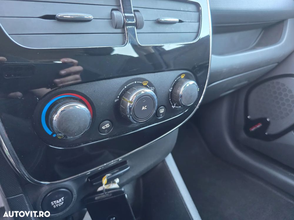Renault Clio TCe 90 Dynamique - 21