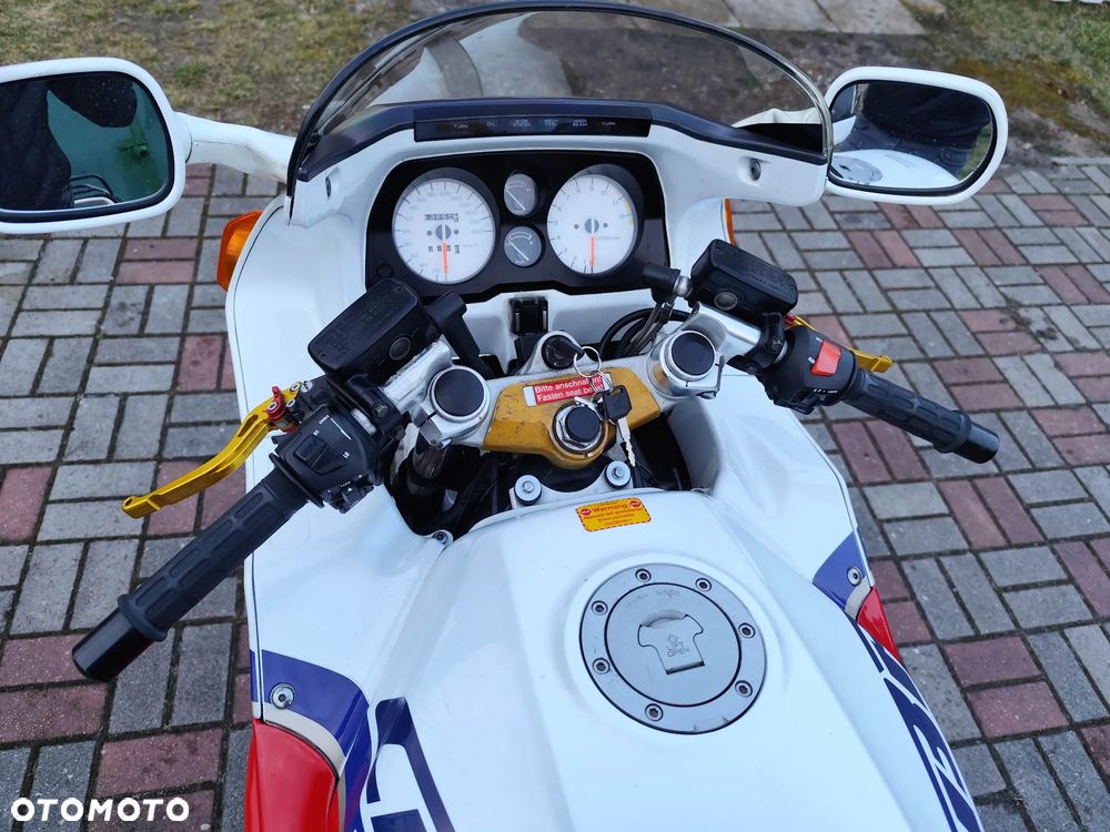 Honda CBR - 22
