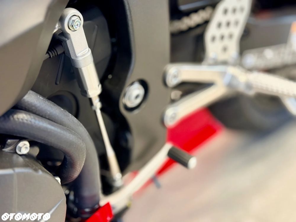 Honda CBR - 15