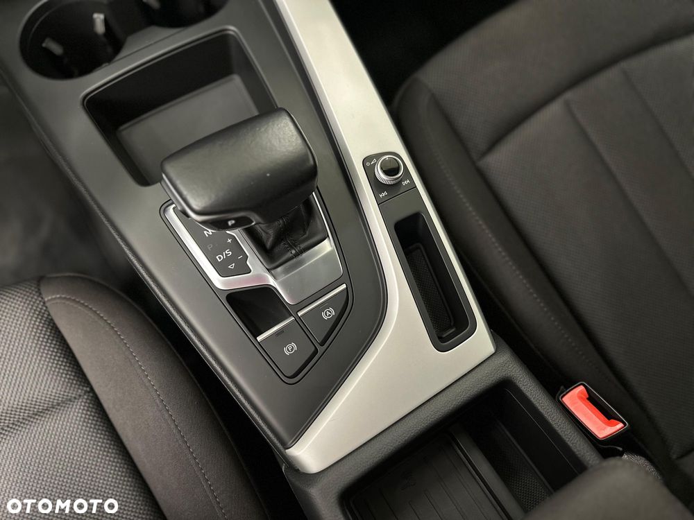 Audi A4 Allroad - 10