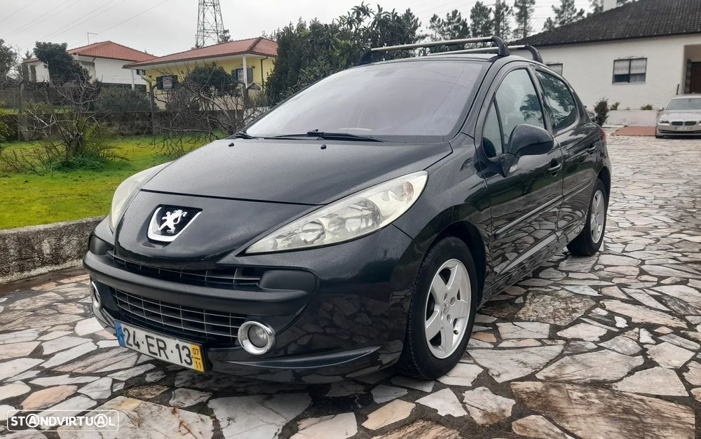 Peugeot 207 1.4 16V Trendy - 2