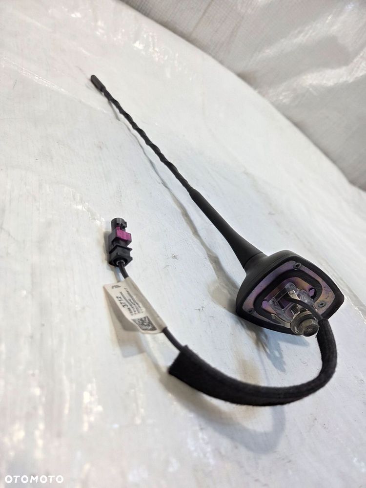 ANTENA DACHOWA PODSTAWA ANTENY BAT OPEL ASTRA K V 13383712 - 1