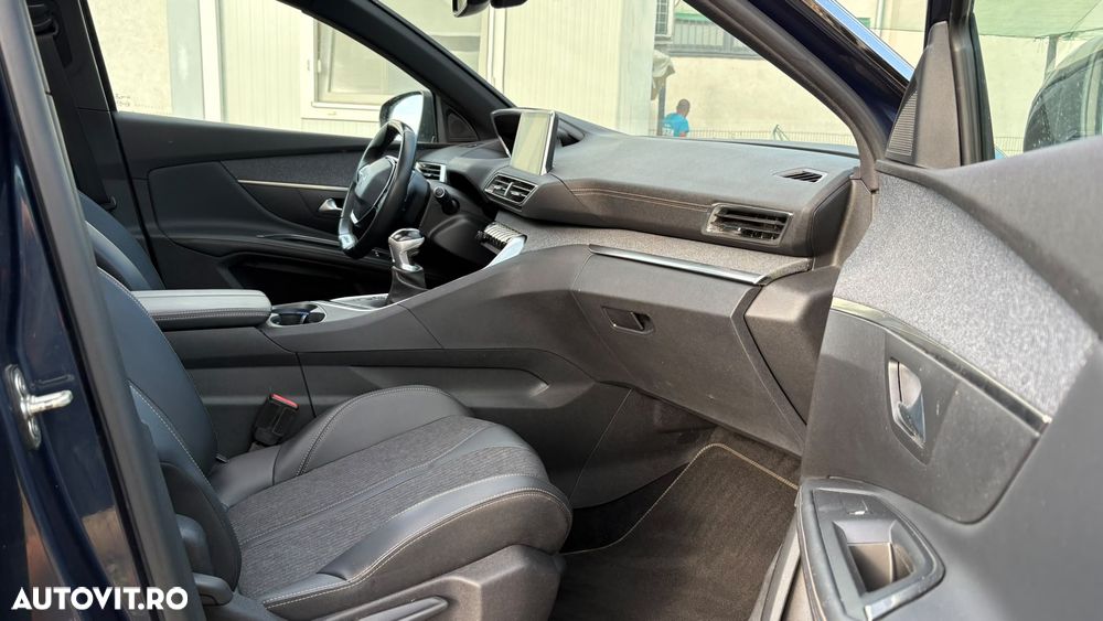 Peugeot 5008 - 25