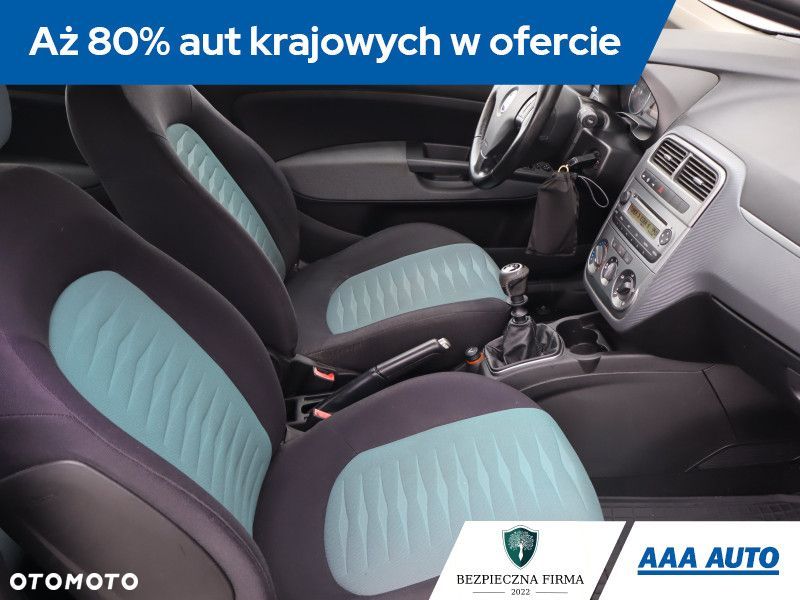 Fiat Grande Punto - 11