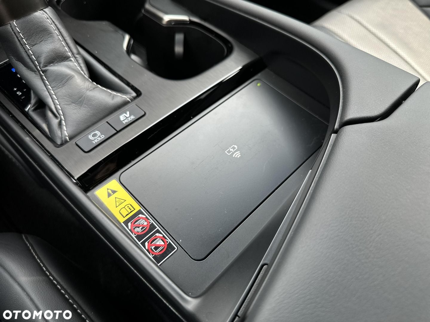 Lexus ES - 21