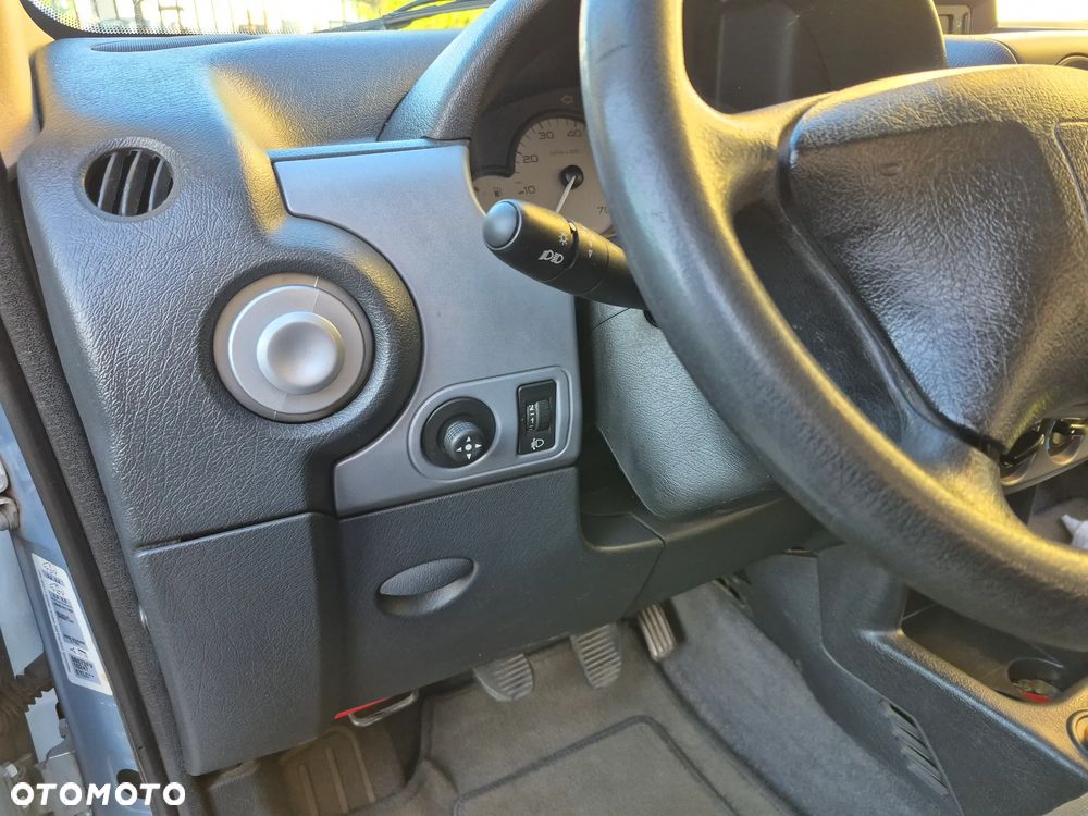 Citroën Berlingo 1.6i Prestige - 23
